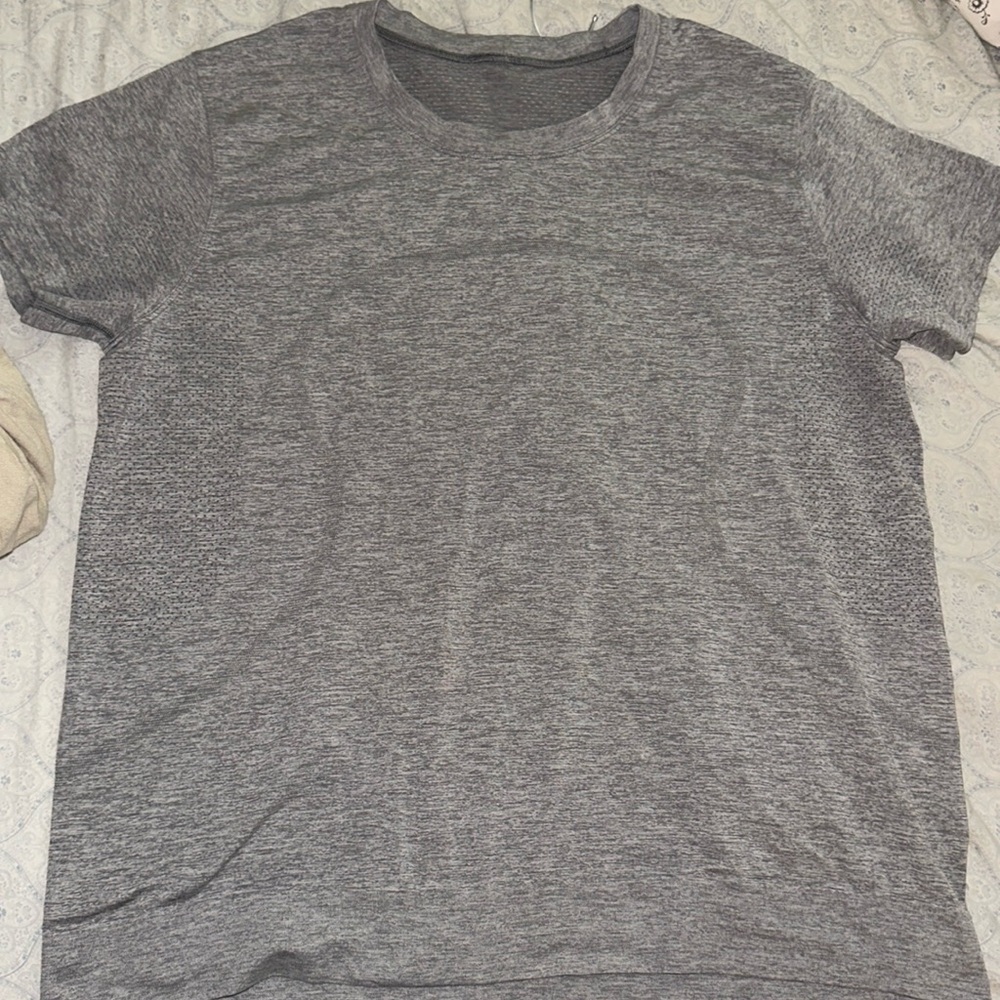 Lululemon Swiftly Tech Shortsleeve